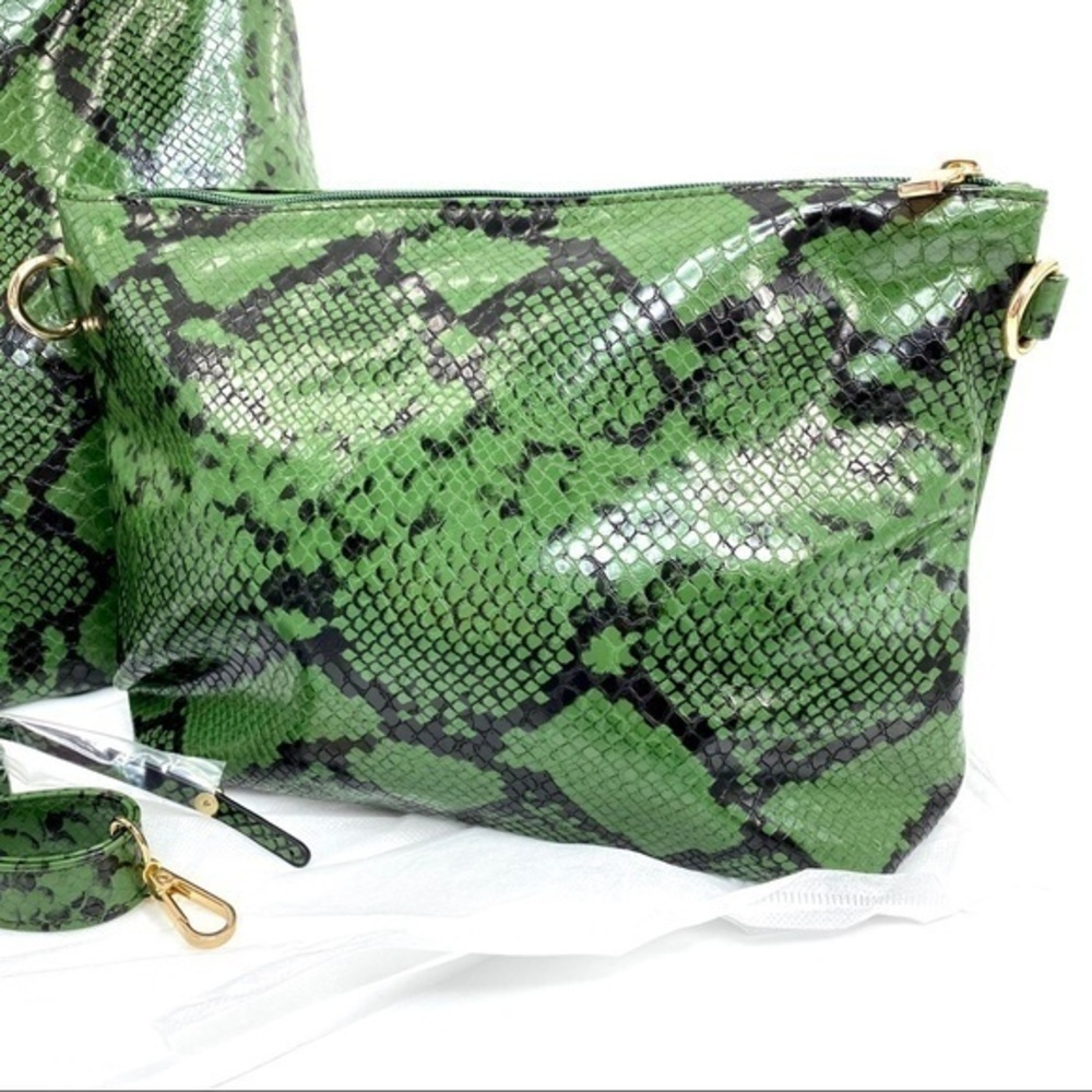 Python Snake Skin 2-in-1 Shoulder Bag - Picture 4 of 10